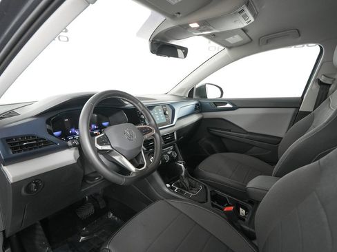 Used 2023 Volkswagen Taos SE FWD image 10