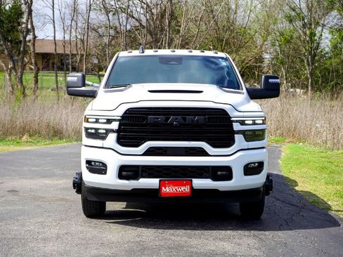Used 2025 RAM 3500 Laramie w/ Night Edition AWD/4WD image 4