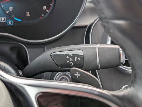 Used 2022 Mercedes-Benz GLC 300 GLC 300 image 21