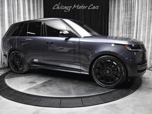 Used 2023 Land Rover Range Rover Autobiography image 6