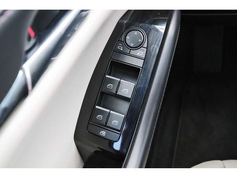 Used 2025 MAZDA MAZDA3 s image 20