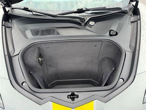 Used 2022 Chevrolet Corvette Stingray Premium Conv w/ Z51 Performance Package image 12