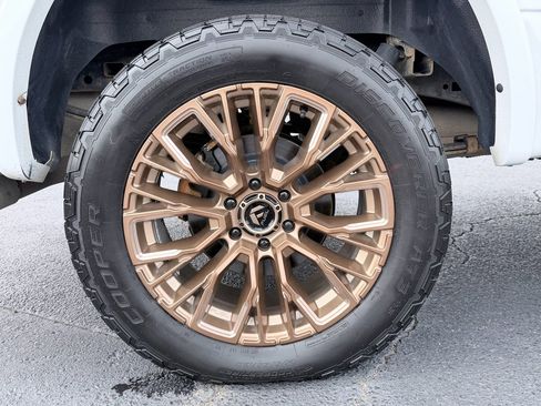 Used 2019 Ford F150 XLT w/ Equipment Group 302A Luxury image 33