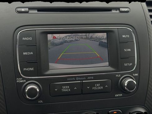 Used 2016 Kia Forte EX image 23