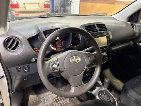Used 2014 Scion xD FWD image 13