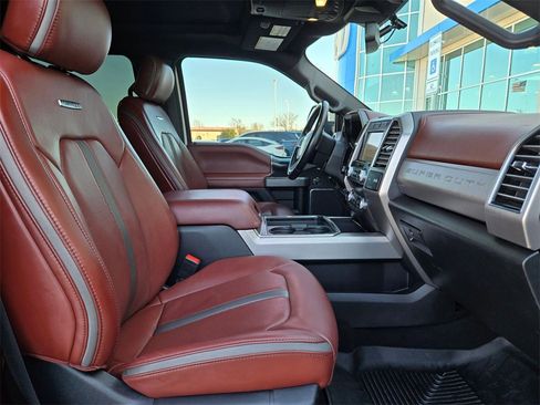 Used 2021 Ford F250 Platinum image 23