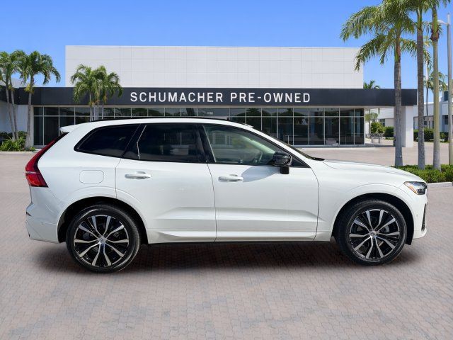Used 2024 Volvo XC60 B5 Plus w/ Protection Package AWD/4WD image 8