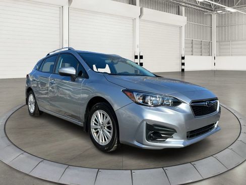 Used 2017 Subaru Impreza 2.0i Premium image 1