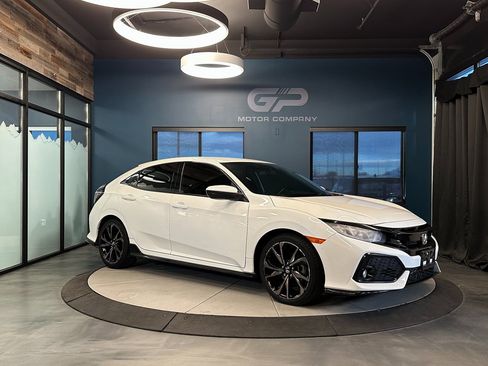 Used 2018 Honda Civic Sport image 1