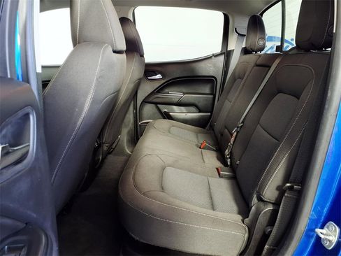 Used 2019 Chevrolet Colorado LT w/ LT Convenience Package image 11