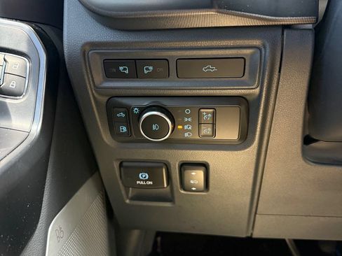 Used 2023 Ford F150 Platinum w/ Equipment Group 701A High AWD/4WD image 27