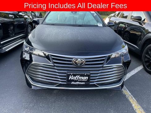 Used 2019 Toyota Avalon XLE w/ Moonroof Package FWD image 12