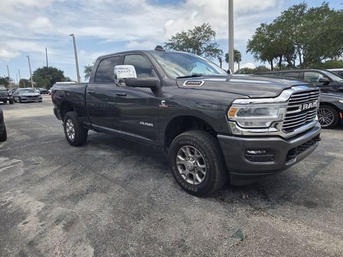 Used 2024 RAM 2500 Laramie w/ Safety Group AWD/4WD image 2