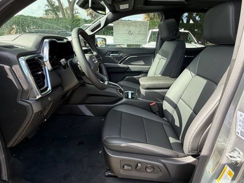 New 2026 GMC Canyon Elevation w/ Convenience Package RWD image 12