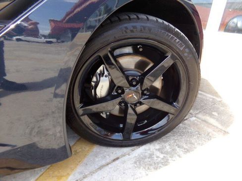 Used 2014 Chevrolet Corvette Stingray Convertible w/ 2LT Preferred Equipment Group RWD image 28