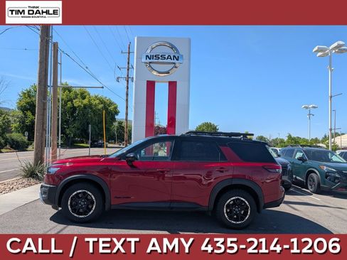 Used 2023 Nissan Pathfinder Rock Creek AWD/4WD image 1