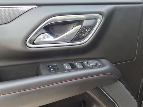 Used 2021 Chevrolet Tahoe RST w/ Luxury Package image 4