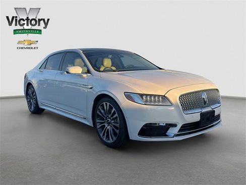 Used 2017 Lincoln Continental Reserve w/ Luxury Package image 8