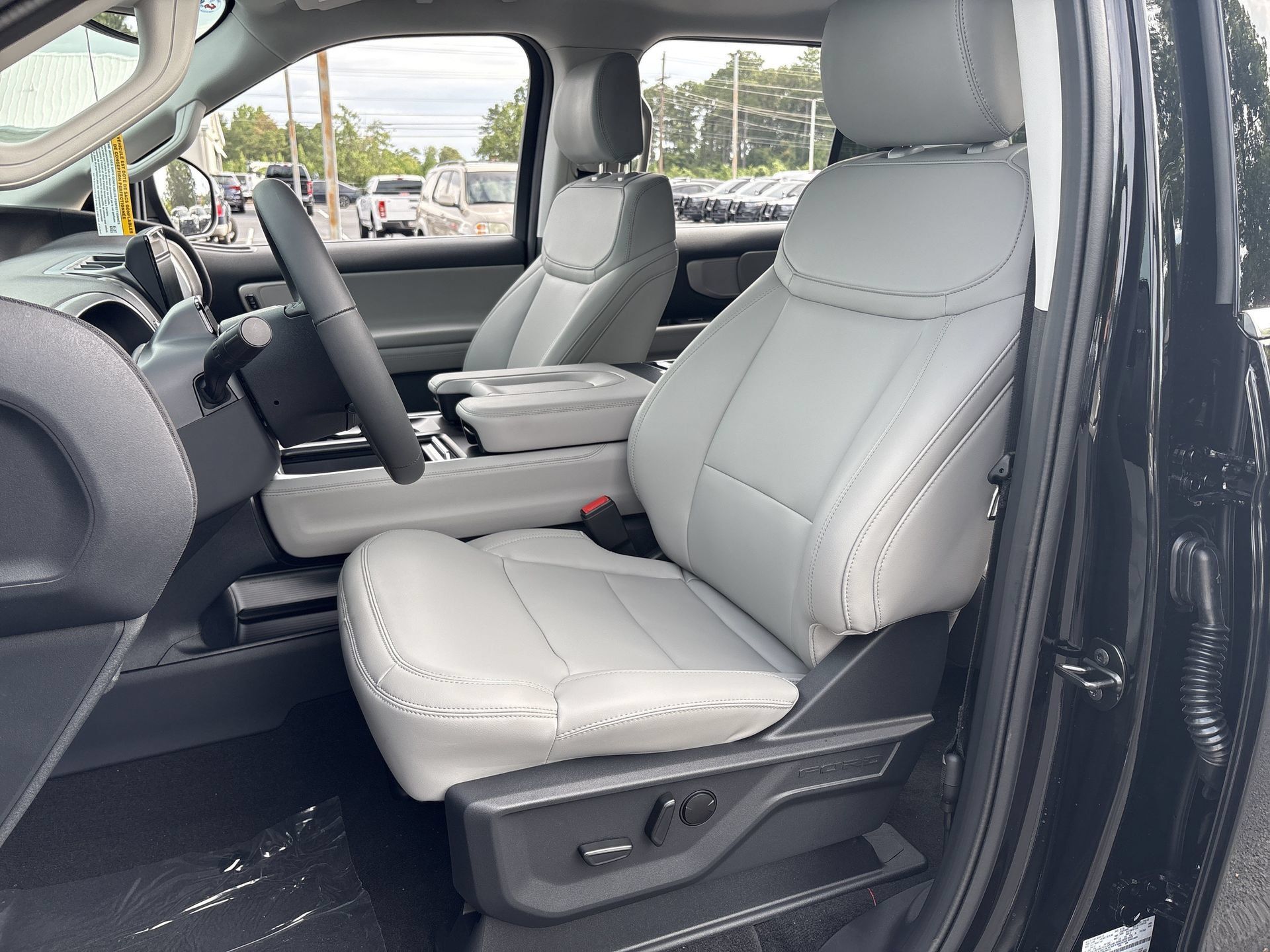 New 2027 Ford Expedition Active RWD image 16