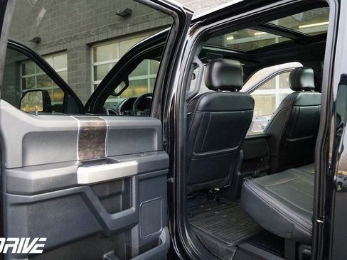 Used 2022 Ford F350 Lariat w/ Tremor Off-Road Package image 37