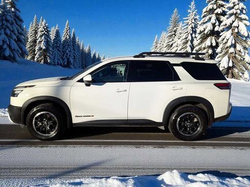 Used 2024 Nissan Pathfinder Rock Creek image 3