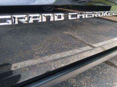 Used 2015 Jeep Grand Cherokee Limited image 37