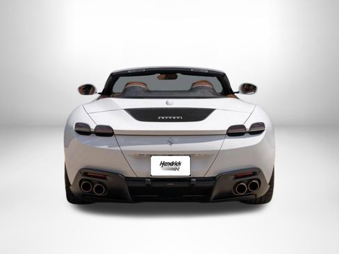 Used 2024 Ferrari Roma Spider RWD image 10