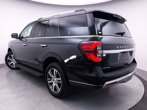 Used 2024 Ford Expedition Limited RWD image 2