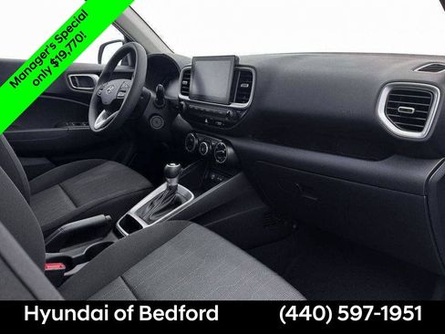 Certified 2026 Hyundai Venue SE FWD image 16