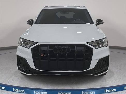 Used 2021 Audi SQ7 Prestige w/ Prestige Package image 2