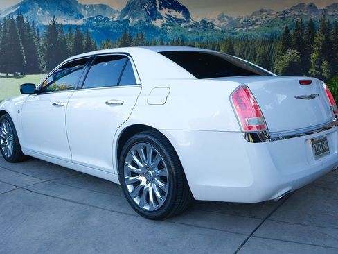 Used 2013 Chrysler 300 Motown image 4