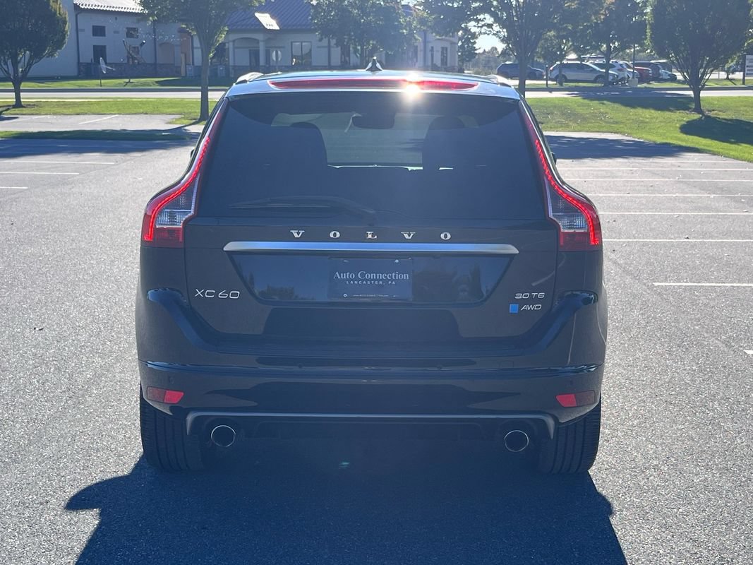 Used 2016 Volvo XC60 T6 R-Design AWD/4WD image 6