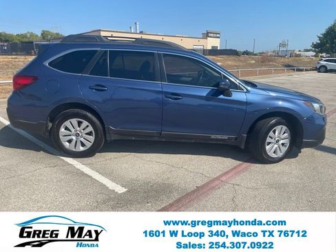 Used 2019 Subaru Outback 2.5i Premium AWD/4WD image 2