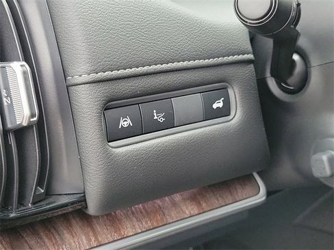 New 2025 Nissan Armada Platinum w/ Convenience Package image 8