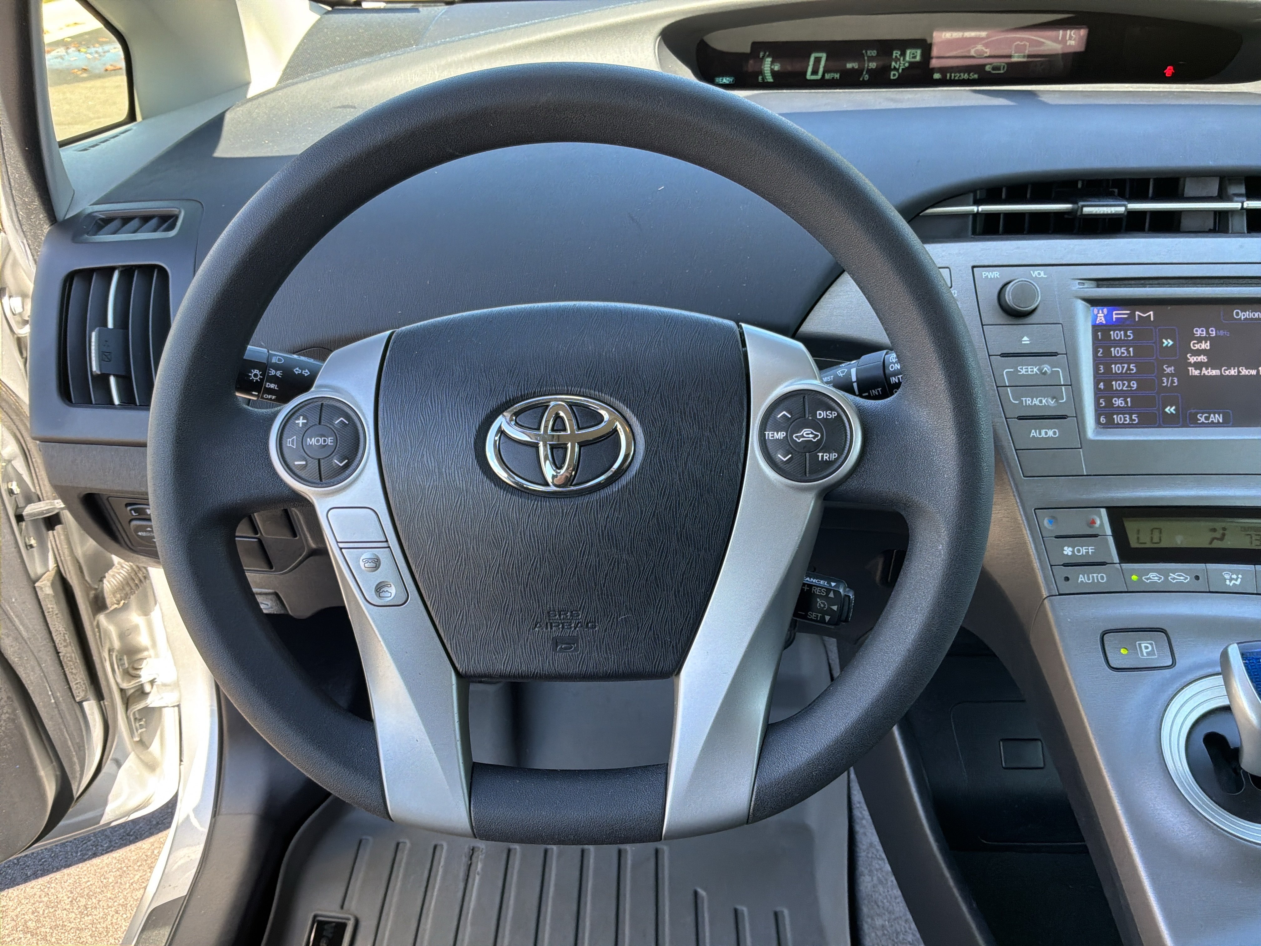 Used 2015 Toyota Prius Two FWD image 18