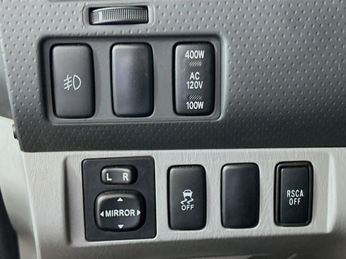 Used 2012 Toyota Tacoma 4x4 Double Cab w/ TRD Sport Pkg image 16