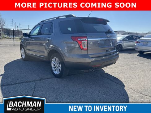 Used 2013 Ford Explorer XLT image 5