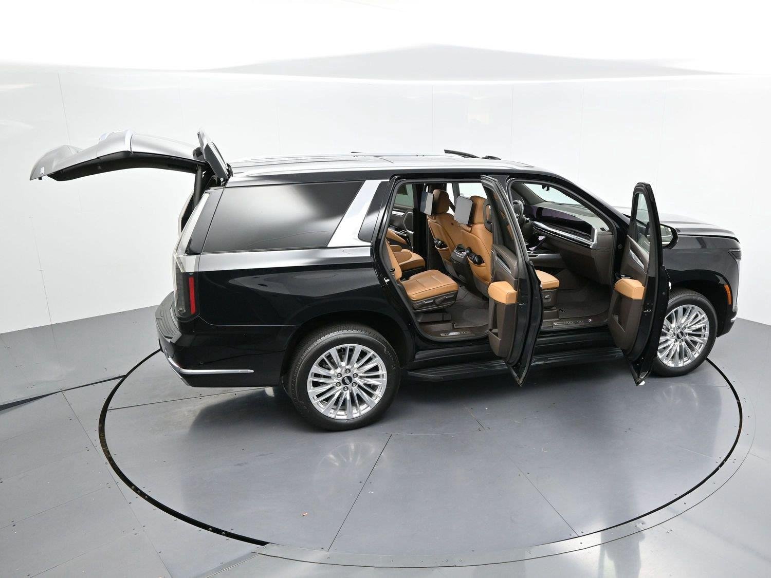 Certified 2025 Cadillac Escalade Premium Luxury AWD/4WD image 49