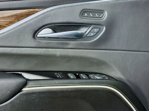 Used 2021 Cadillac Escalade Sport Platinum w/ Heavy-Duty Trailer Package image 20