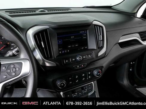 Used 2024 GMC Terrain SLE FWD image 12