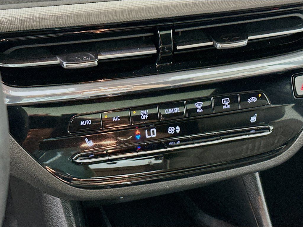 Used 2025 Buick Envista Avenir FWD image 14