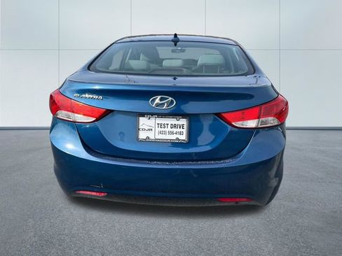 Used 2013 Hyundai Elantra GLS w/ Preferred Pkg FWD image 5