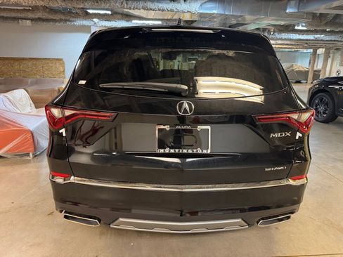 New 2026 Acura MDX SH-AWD image 8