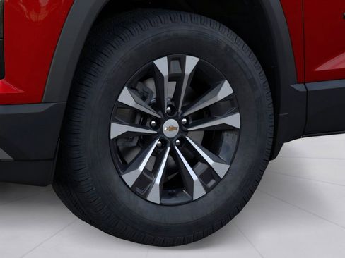 New 2026 Chevrolet Equinox LT w/ Convenience Package II image 7