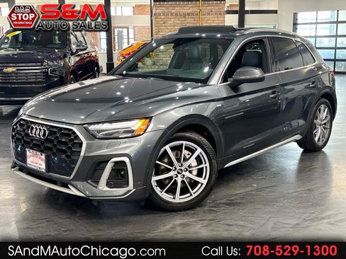 Used 2022 Audi Q5 e Prestige w/ Prestige Package image 1