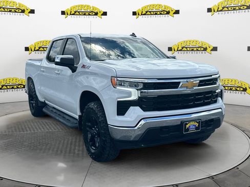 Used 2025 Chevrolet Silverado 1500 LT w/ Z71 Off-Road Package AWD/4WD image 7