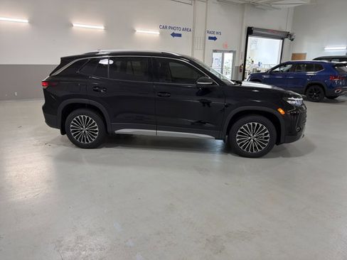 New 2026 Volkswagen Tiguan S AWD/4WD image 10