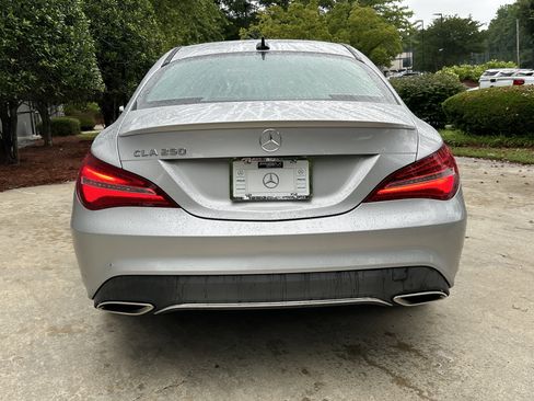 Used 2019 Mercedes-Benz CLA 250 image 7