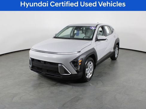Certified 2026 Hyundai Kona SE FWD image 2