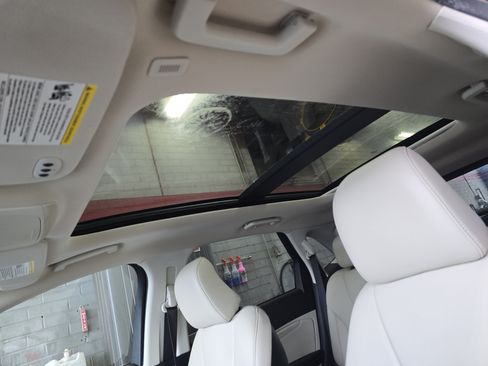 Used 2022 Ford Edge Titanium AWD/4WD image 30